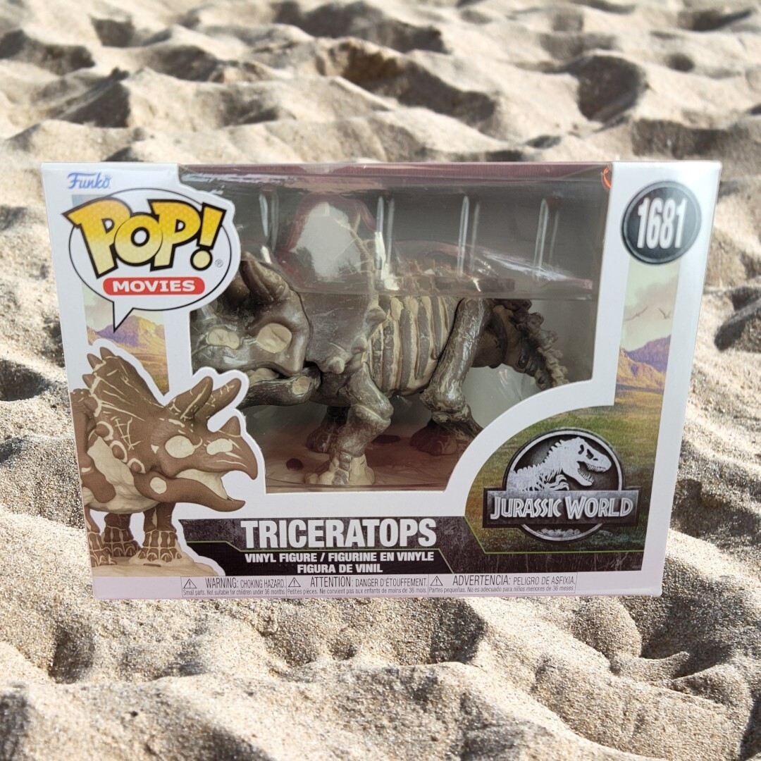 Triceratops funko # 1681 (nib)With Pop Protector 889698802246| eBay
