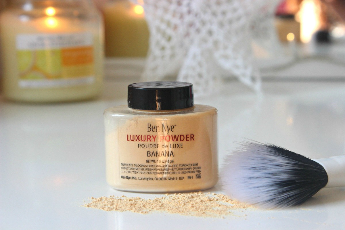 Ben Nye Luxury Powders - Banana 1.5oz