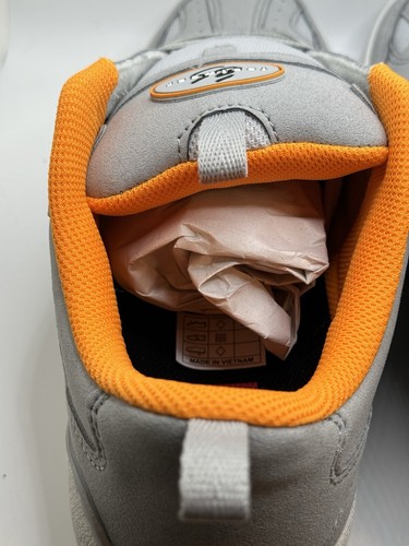 Scarpe da uomo Es Quattro taglia 10,5 grigie arancioni - Foto 7 di 12