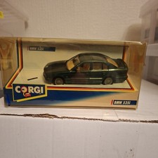 Corgi 94105 BMW 325i UK BUYERS ONLY (38)