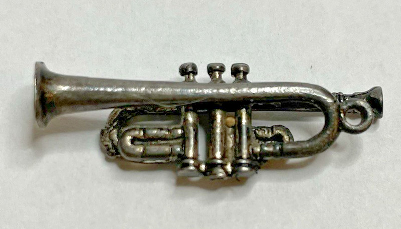 925 Sterling Silver Trumpet Pendant 3.3 Grams