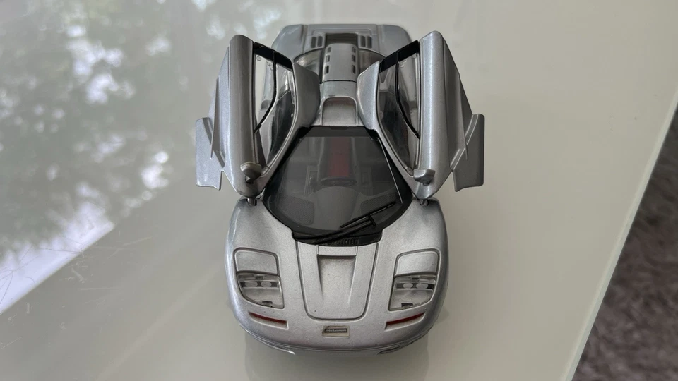 Mc Laren F1 - 1/18 - Photo 3/4