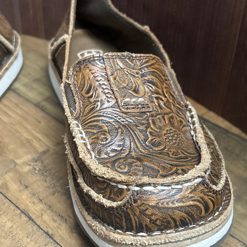 Ariat Women’s Slip On Embossed Leather Shoes 5.5B Flowers - Bild 3 von 16
