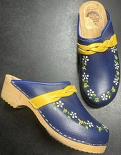 The Swedish Company Size 38 Blue Hand Painted Flowers Wooded Clogs