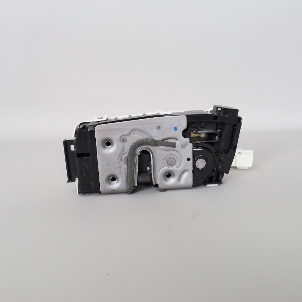 Aston Martin DB11 2019-2023 Right Door latch P/N HY5321813AD
