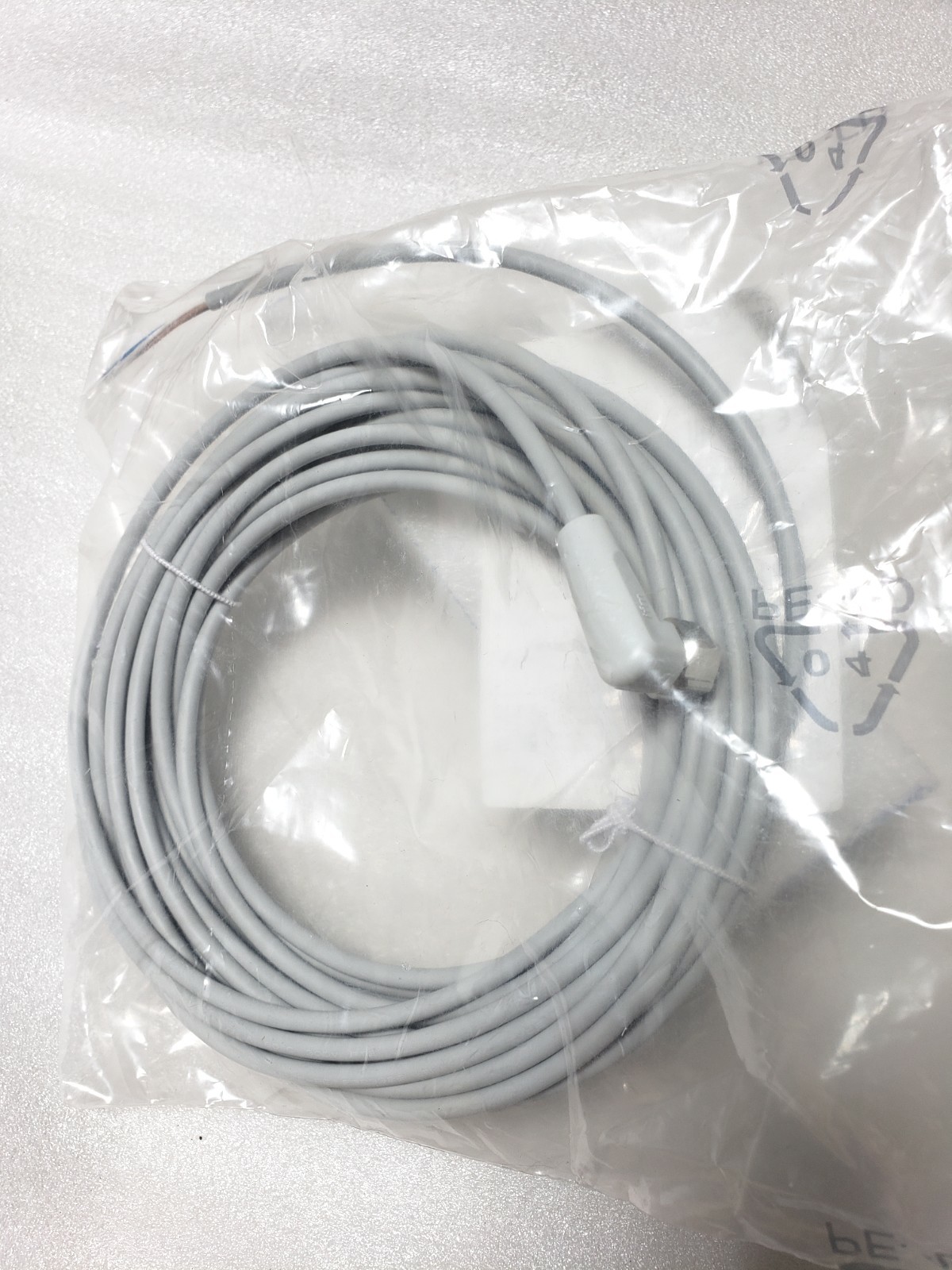 IFM Efector EVF005 Cable Female Cordset 4-wire M12 Right Angle Connector 10M