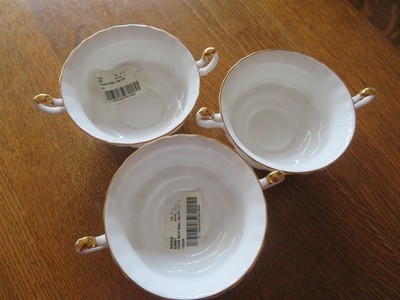 New SET 3 ROYAL ALBERT BONE CHINA ENGLAND VAL D'OR FOOTED CREAM SOUP BOWLS