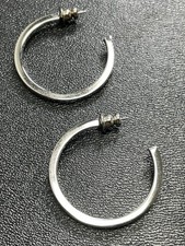 Vintage 1.2  Silver Tone Metal Hoop Earrings