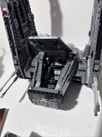 LEGO Star Wars: Kylo Ren's Command Shuttle (75104) Kylo Ren minifigure + 4 more