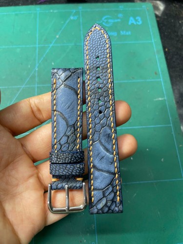 20 mm/18 mm gepolstert BLAU echtes Straußenbein LEDERHAUT UHRENARMBAND BAND - Bild 14 von 19