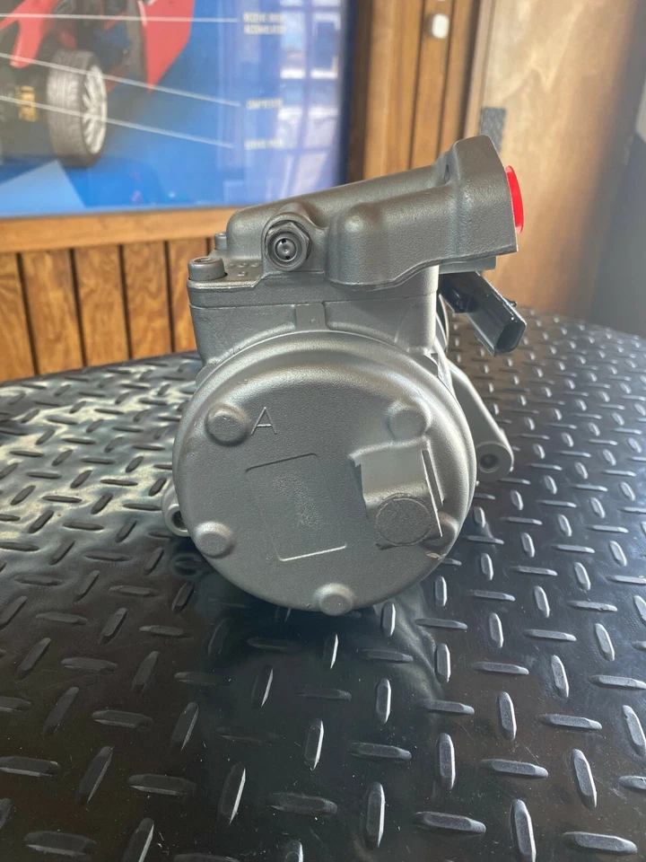 Compresor de aire acondicionado Jeep Grand Cherokee 99-04, TJ 00-06, Wrangler 00-06, 77379 Foto 4 de 4