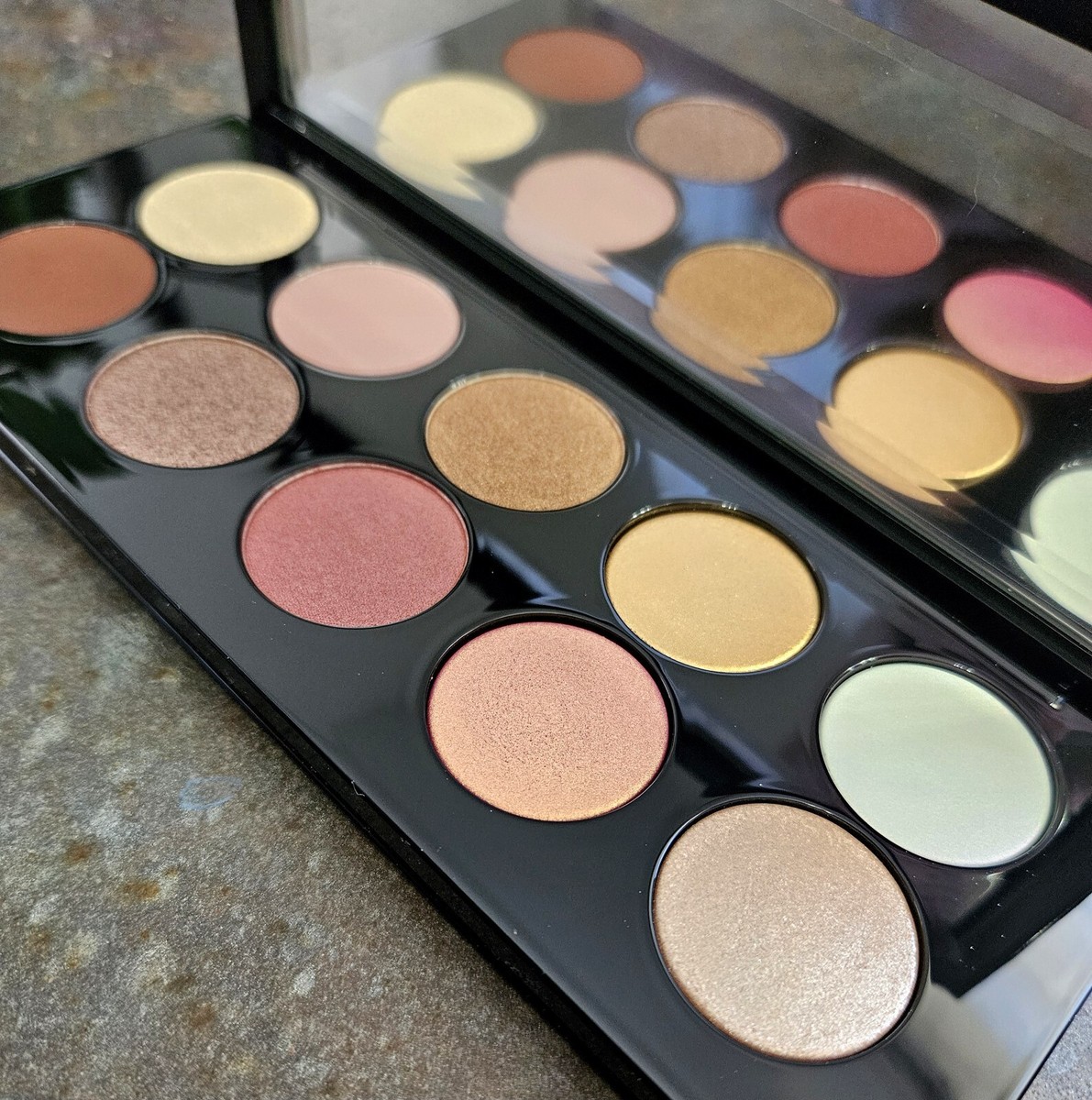 アイシャドウ Pat McGrath Labs Mothership VII Mothership VII: Divine Rose