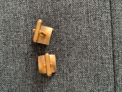 Kerry O'Connor Men's 22ct gold plated Cufflinks - Picture 5 of 8