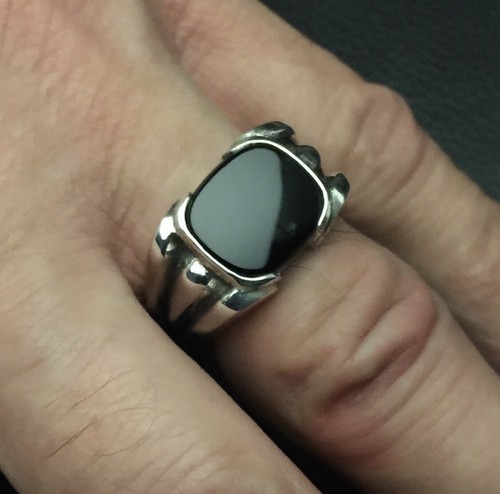 MJG STERLING SILVER MEN'S RING.12 X 14mm ANTIQUE CUSHION BLACK ONYX. 18 grams - Picture 4 of 5