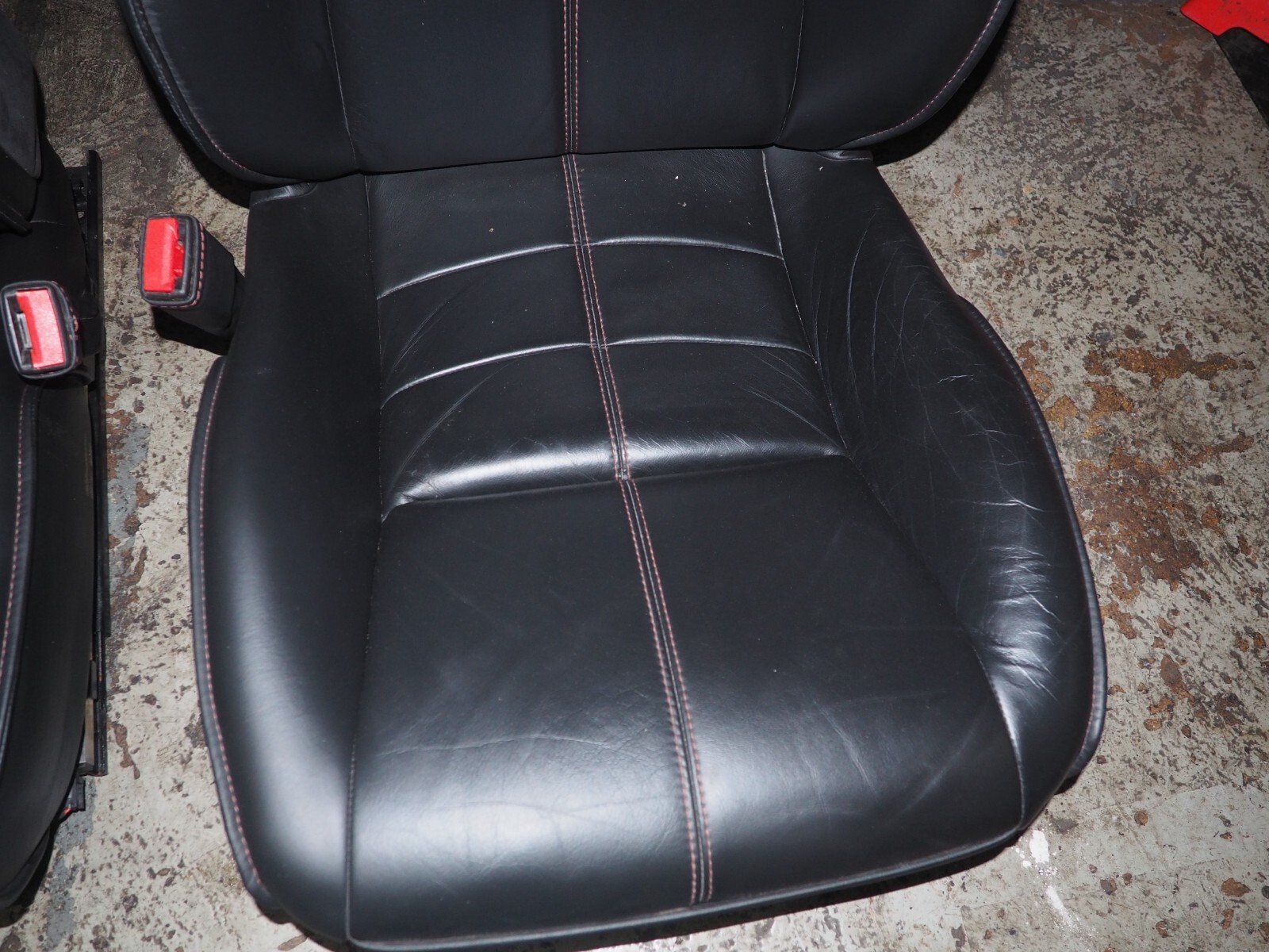 2010-2013 Aston Martin Rapide Black Leather Red Stitched Complete Seat Set OEM