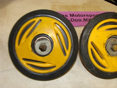 2001 SKI-DOO MXZ 800 ZX chassis yellow oem bogie wheels mounts