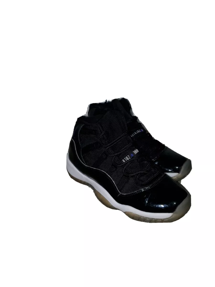 Nike boys shop shoes size 11