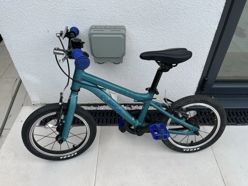 Carrera Cosmos 14 Inch Bike