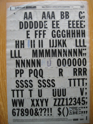 1 x Letraset Upp & Num Franklin Gothic Extra Cond 84pt 23,5mm Blatt 1581 (bb)a
