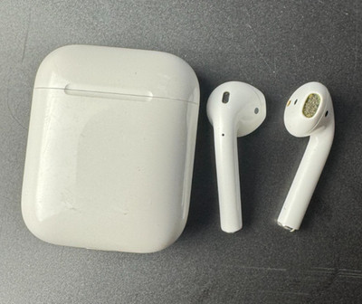 Apple AirPods 2 with lightning charging case model A2032, A2031, A1602 #5130