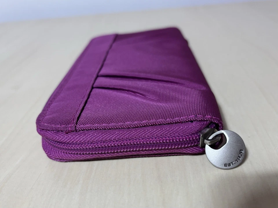 Nuevo TRAVELON Negro Seguro Protección de Identificación Bloqueo RFID Viaje Bolso sin asas Billetera Púrpura Foto 3 de 4