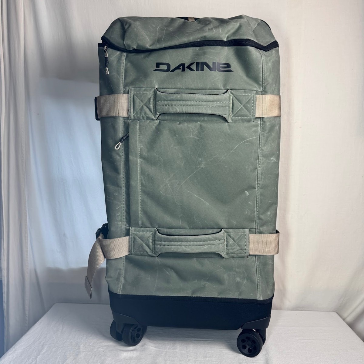 DAKINE Split 4-Wheel Roller Bag 87L, green *BRAND NEW* (MSRP $378