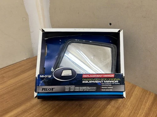 Pilot Manual Mirror Right Black Smooth MI-019