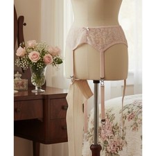 VINTAGE PRISTINE 1960's Maidenform Women's Light Pink Lace Garter Belt Size 28