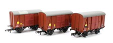Accurascale ACC2056 SR Tadpole ex-D1479 Banana Van - British Railways Department
