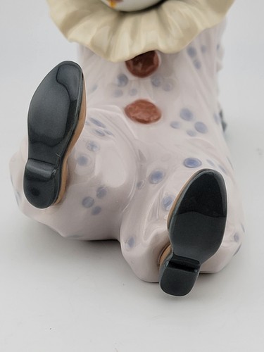Vintage Retired LLADRO 1990 Glazed Porcelain Tired Friend Clown #05812. VG Cond. - Picture 9 of 13