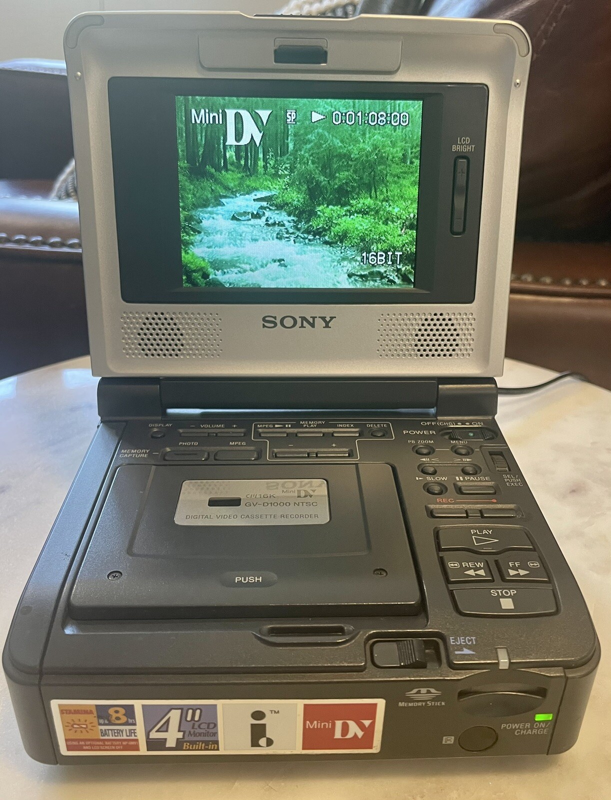 SONY GV-D1000 DVテープ対応ビデオデッキ SONY GV-D1000 DVテープ対応ビデオデッキ SONY GV-D1000 DVテープ対応