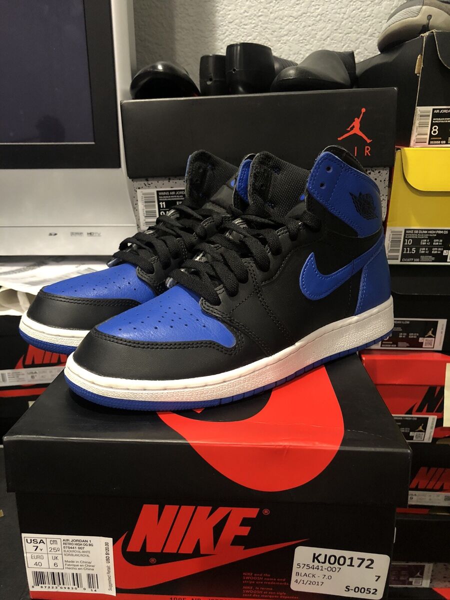 Nike Air Jordan 1 Retro High OG Royal 2017 Size 7 OG Box Nike Air Jordan 1 Retro High OG Royal 2017 Size 7 OG Box