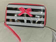 Back White Striped Wallet with Hot Pink Bow, Zipper Pull Lining NEVER USED
