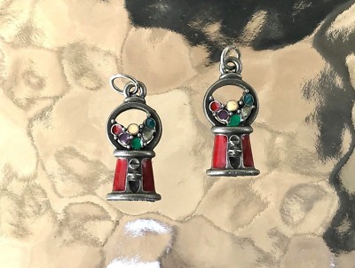 Remember These JEWELRY 2 GUMBALL MACHINE PEWTER CHARM PENDANTS All New.