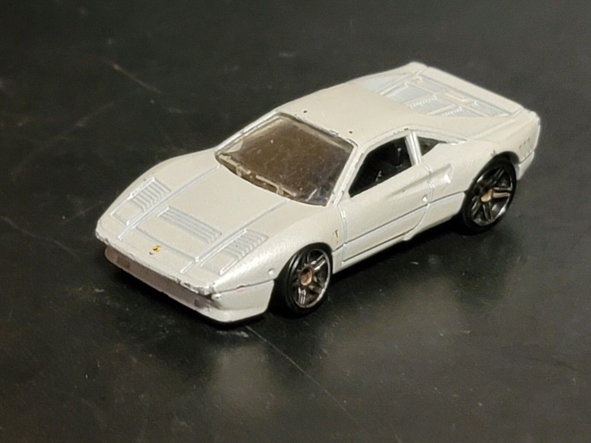 Ferrari 288 GTO Hot Wheels car White Mattel 2011 S4 Thailand