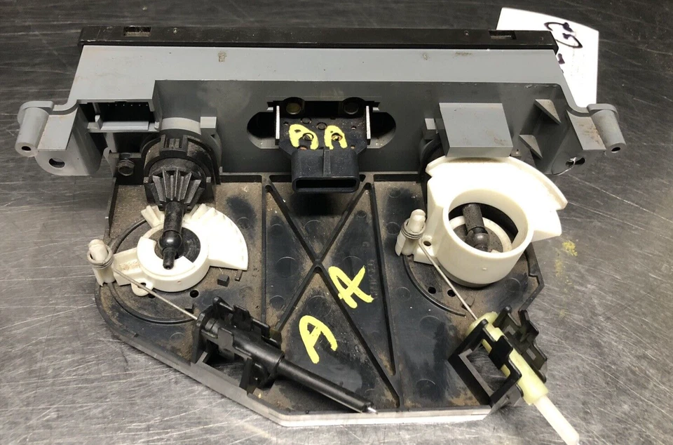 Saturn SL1 SL2 SC1 SC2 2000-2002 calor aire acondicionado temperatura climatización climatización Foto 2 de 3