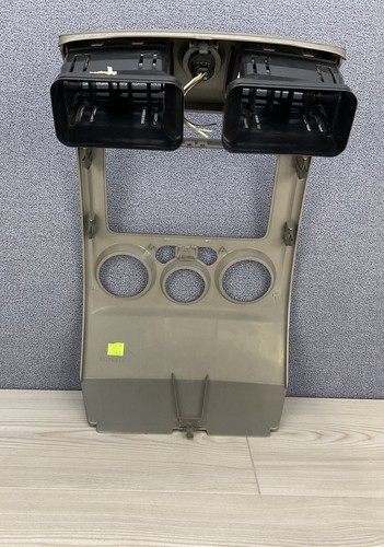 ♦️2004-2012 Chevy Colorado GMC Canyon Radio Dash Bezel Trim Panel. Free Shipping - Picture 13 of 13