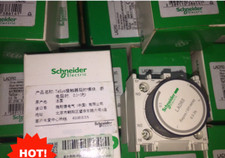 1PC NEW Schneider Delay auxiliary contact module LADR0 0.3-3S LL