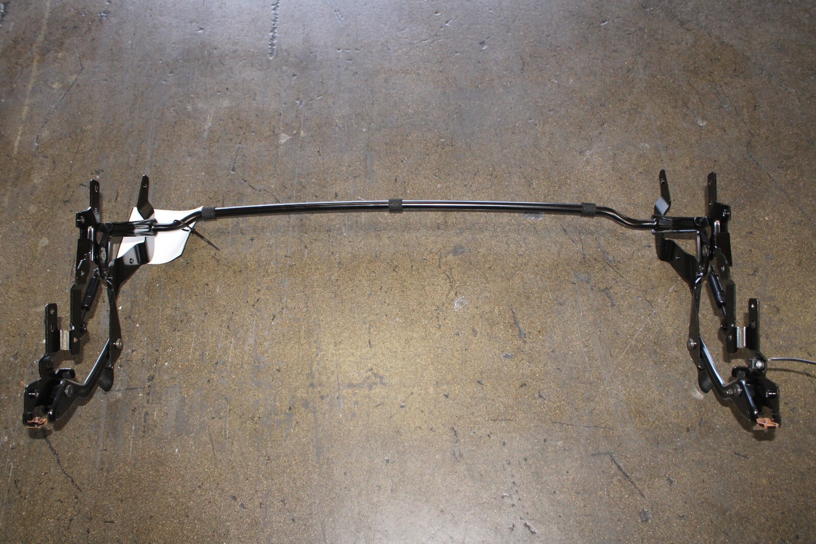Ferrari California, Separator Hinge, Complete, Used, P/N 82885900