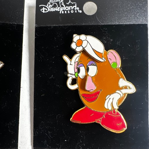 Disney Mr. & Mrs. Potato Head Pin Set Toy Story 2002 6 Total Pins - Picture 2 of 4
