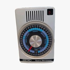 Seiko SQM-357 Quartz Metronome Silver/Black w/ Light Headphone Jack