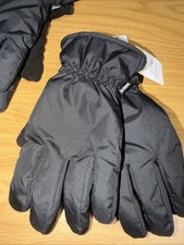 Isotoner Signature Men's Insulated Water-Repellent Active Gloves