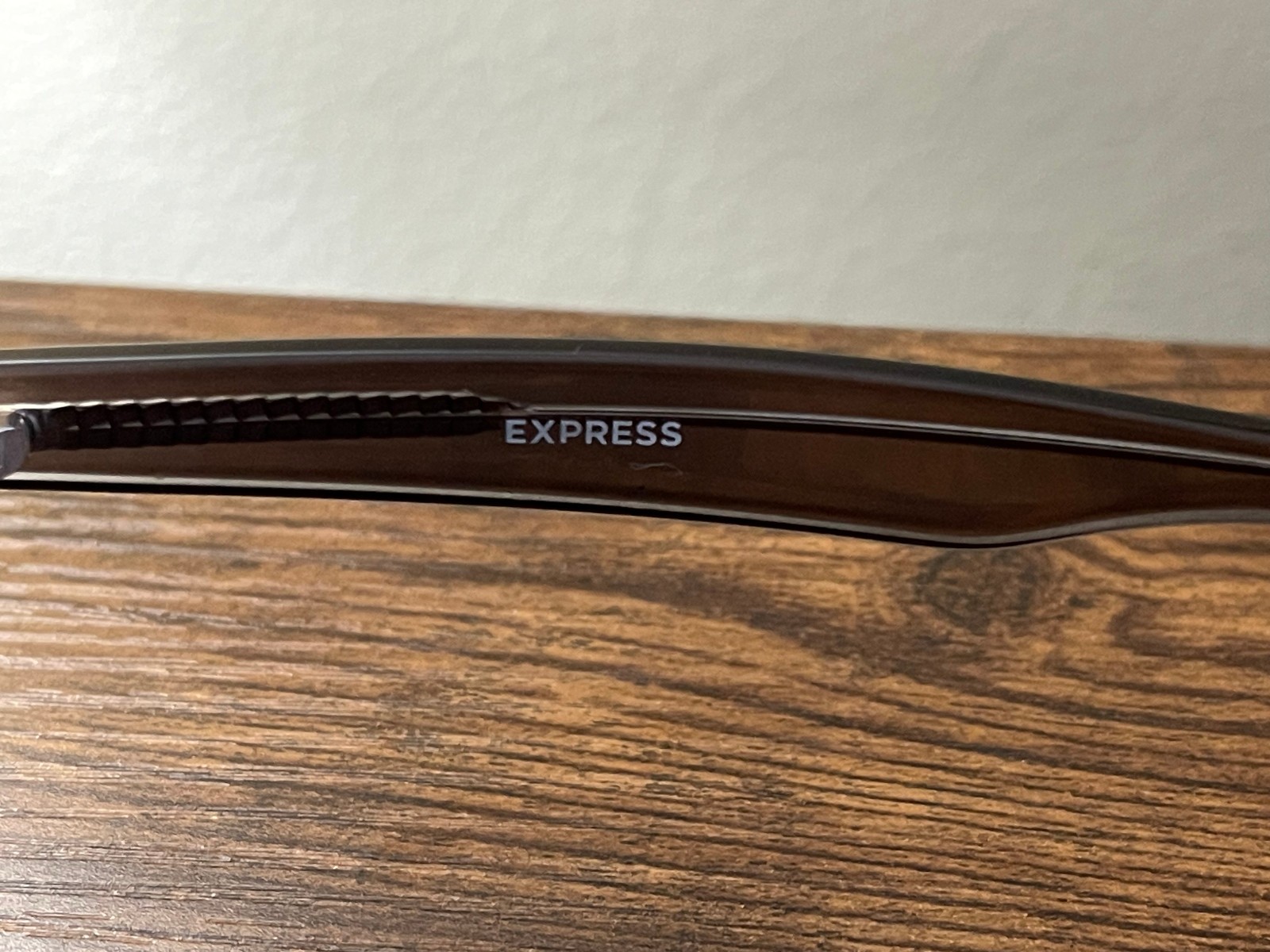 Sleek Modern Express Gray Translucent Square Sung… - image 5