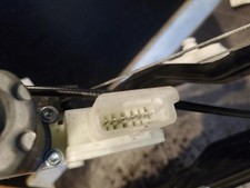 Lève vitre Peugeot 308