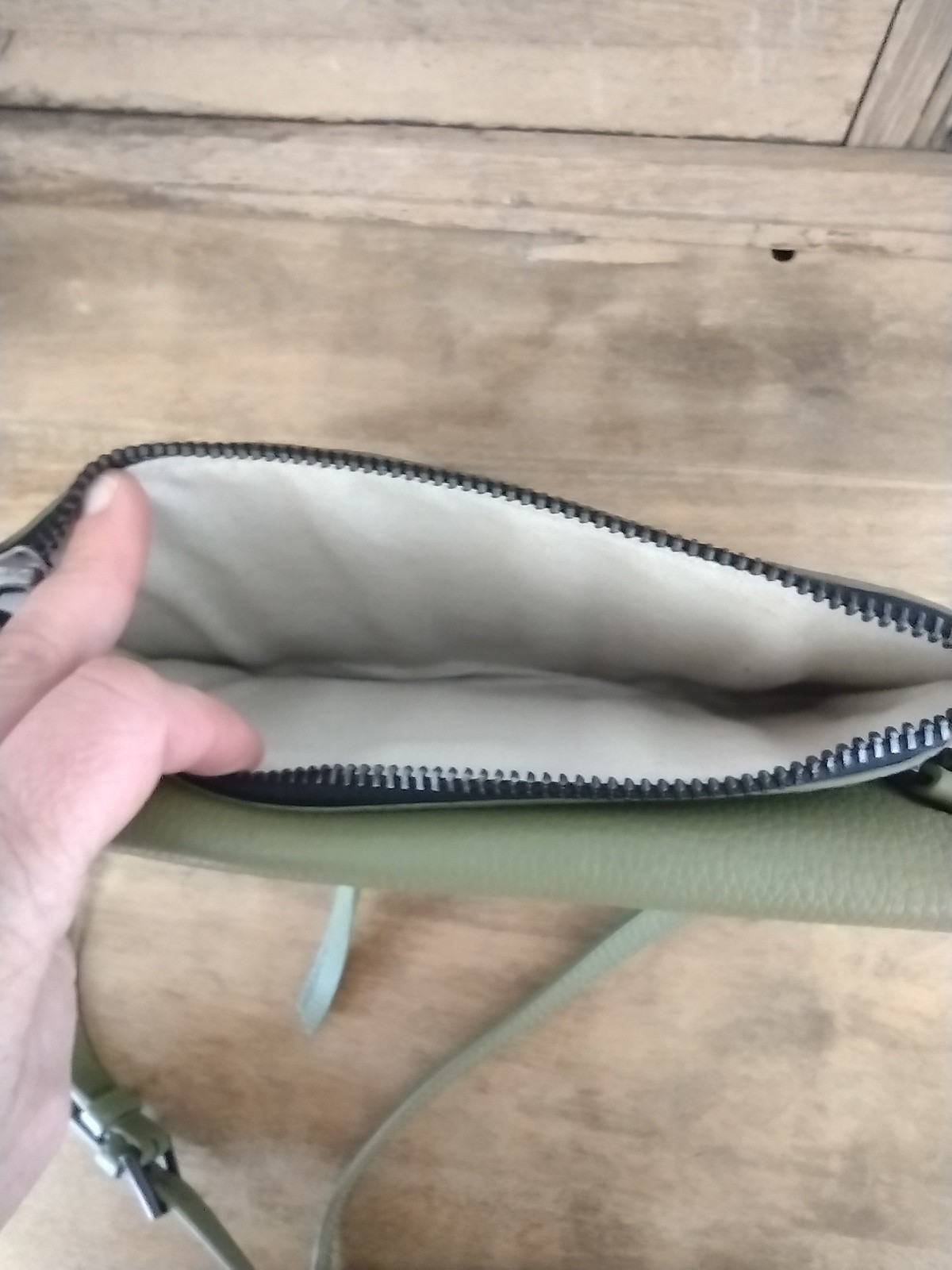 BOTKIER Green Trigger Adjustable  Single Strap Cr… - image 7