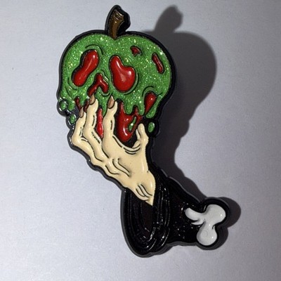Fitted Fire The Evil Queen Limited Edition Pin New Fitted Fire Walt Pack
