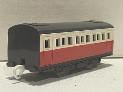 Thomas & Friends 2006 TOMY Plarail Red Express Passenger Coach