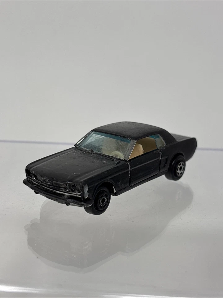 Vintage 1970's Yatming 1073 Diecast Painted 66 Ford Mustang For Restoration HK - Image 4 of 4