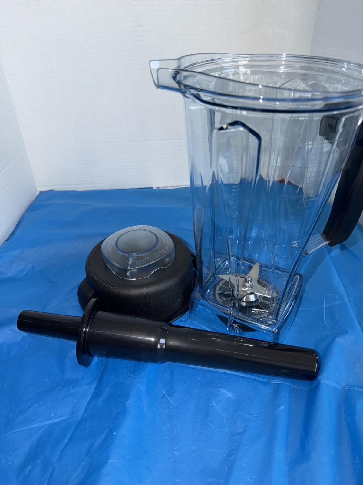 Blender Pitcher 64oz Low-Profile, Compatible with Vit 780 An