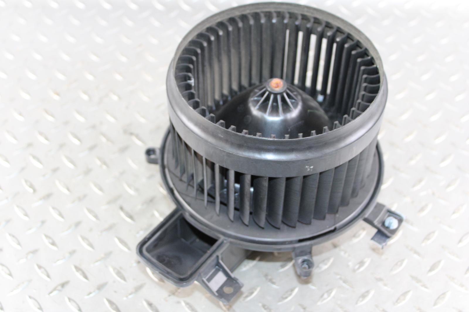 14-20 Ghibli Dashboard Dash HVAC Heat AC Blower Fan Motor Assembly OEM OE WTY OE